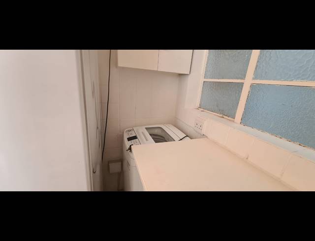 0.5 BEDROOM APARTMENT RENTED IN SEA POINT